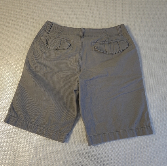 Old Navy Men Shorts Size 29 Green Chino Classic Flat Front Broken-In Khaki - Picture 6 of 7